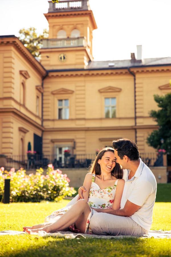 Vila Lanna Prague Ngoại thất bức ảnh