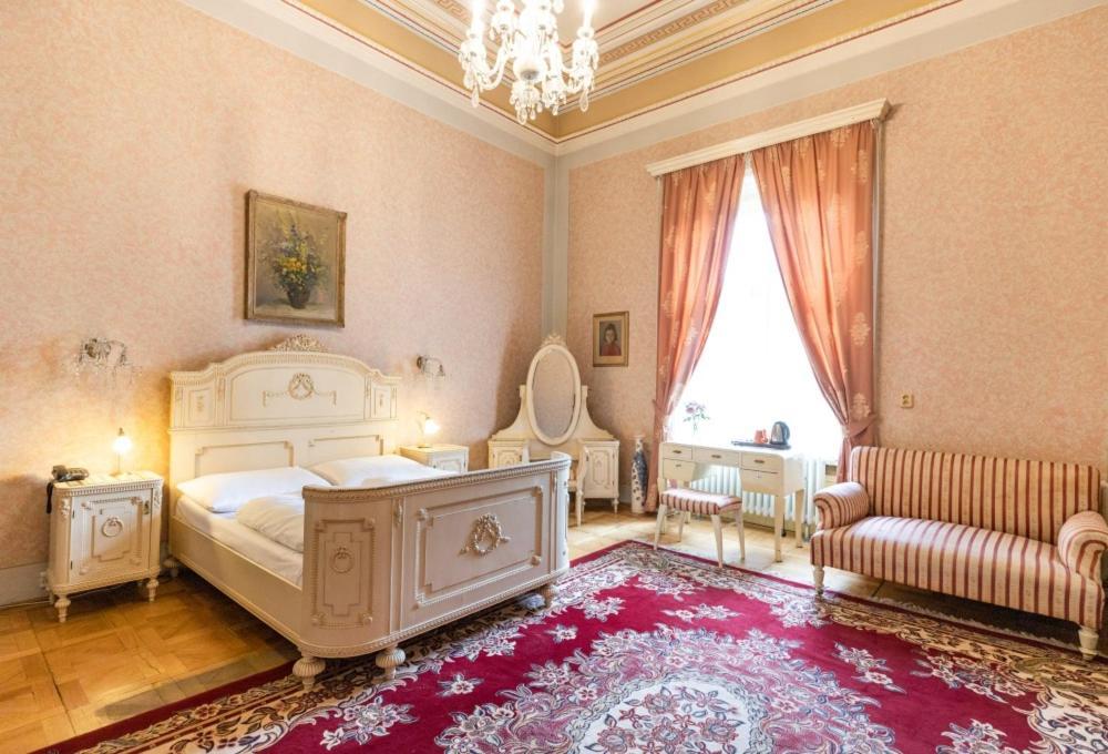 Vila Lanna Prague Ngoại thất bức ảnh